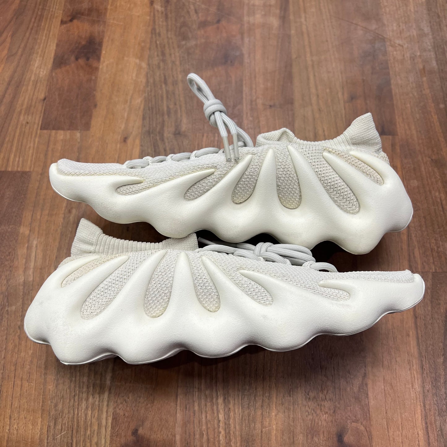 Yeezy 450 Cloud White Size 10.5 USED s16231