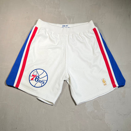 Philadelphia 76ers Mitchell & Ness White Shorts Size XL USED v19554