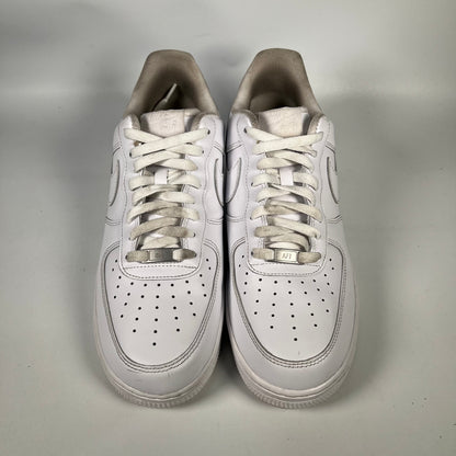 Nike Air Force White (2022) Size 11 USED S18910