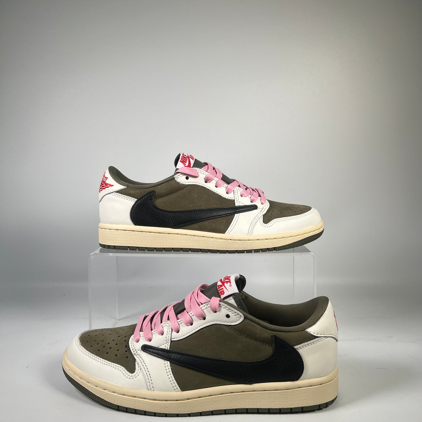 Jordan 1 Low Travis Scott Medium Olive (2024) Size 7.5 NEW s20019