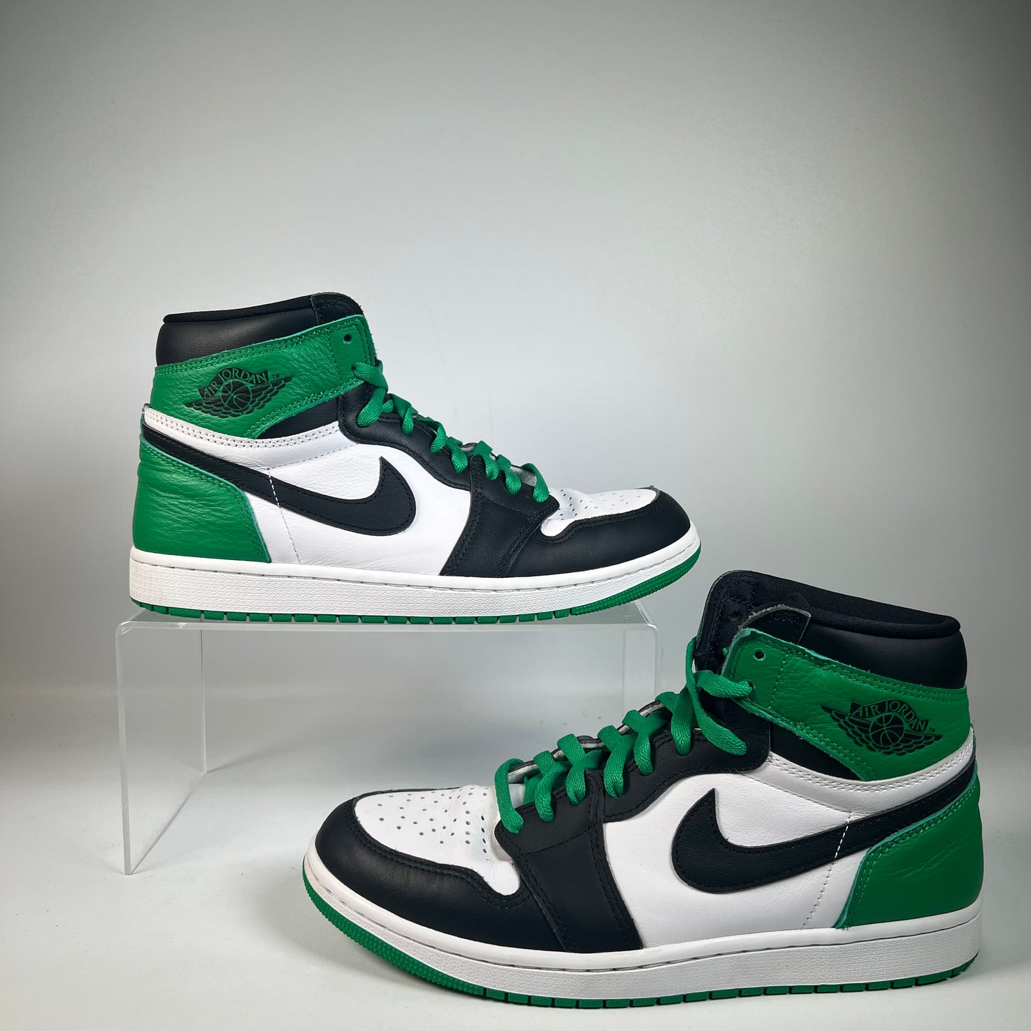 Jordan 1 High Lucky Green (2023) Size 9 USED s22371