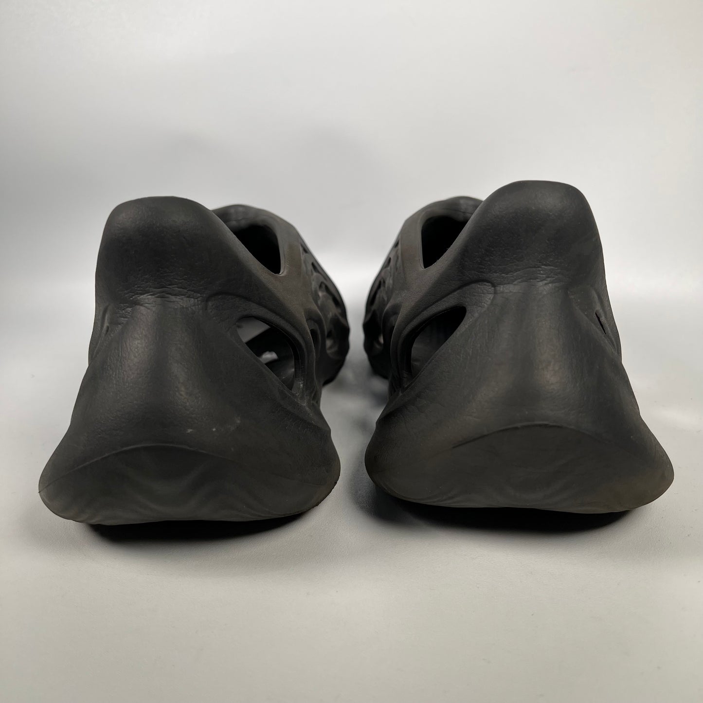 Yeezy Onyx Slide Size 13 USED S18811