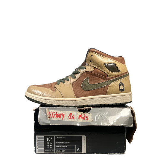 Jordan 1 Mid Armed Forces (2008) Size 10.5 USED s1086