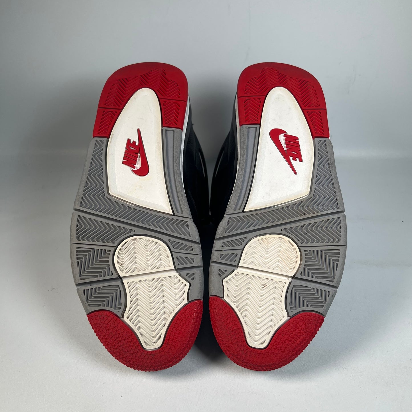 Jordan 4 Bred Reimagined (2024) Size 10.5 USED s22028
