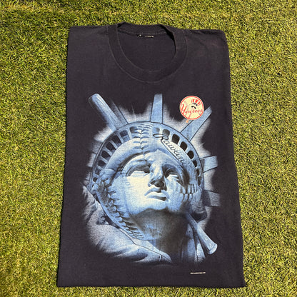 1998 Yankees Rawlings Satue of Liberty Navy Tee Size Large USED v16208
