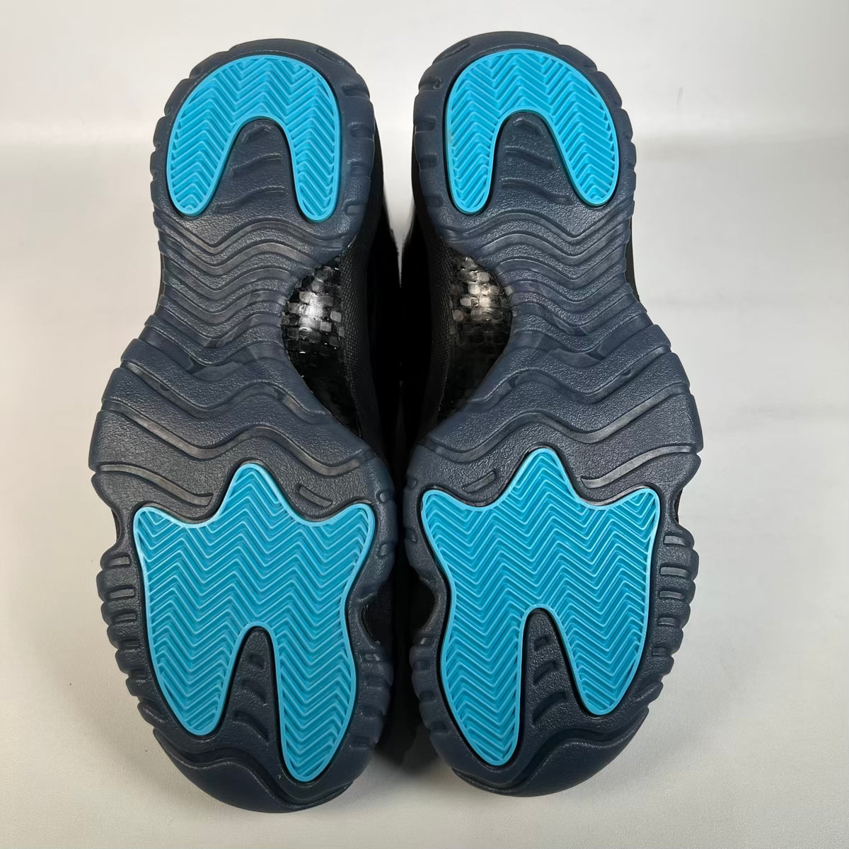 Jordan 11 High Gamma Blue (2026) Size 8.5 NEW s23716