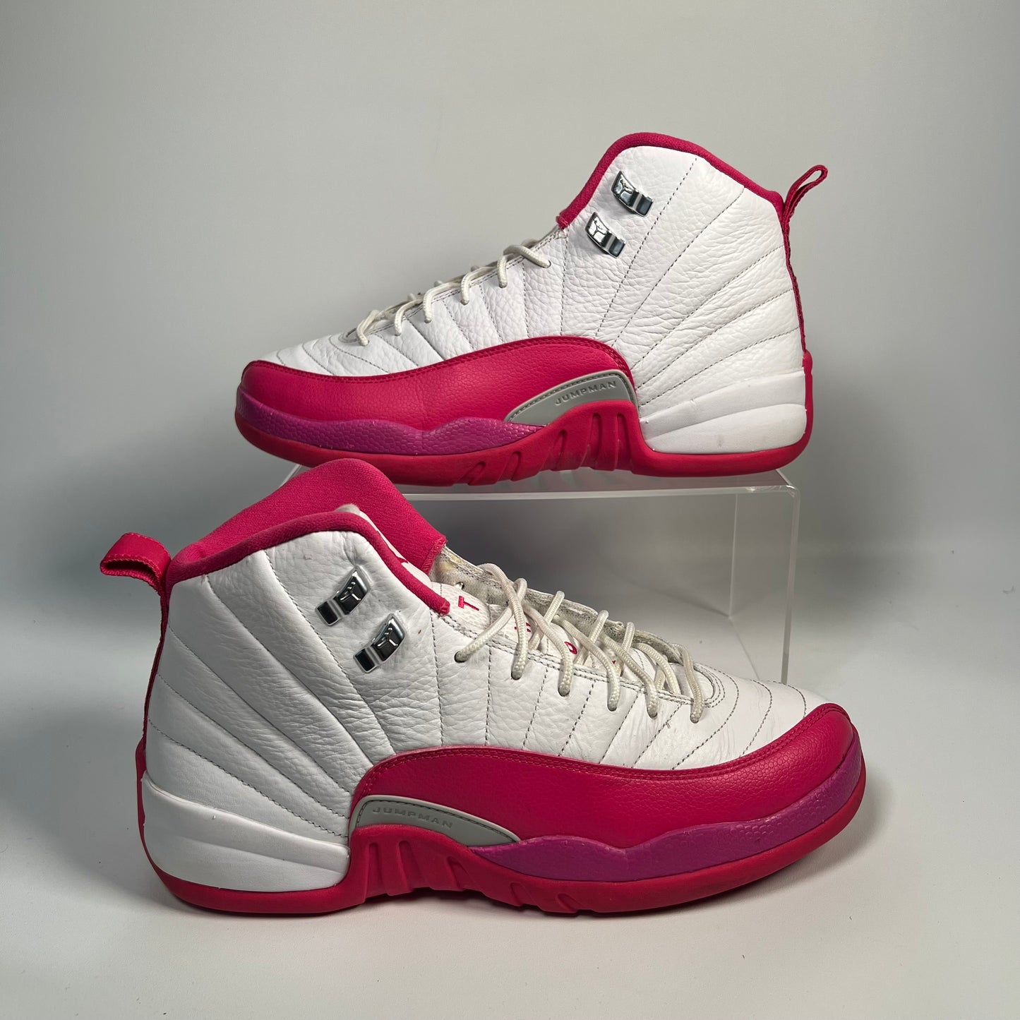 Jordan 12 Dynamic Pink GS (2015) Size 9.5y USED s17548