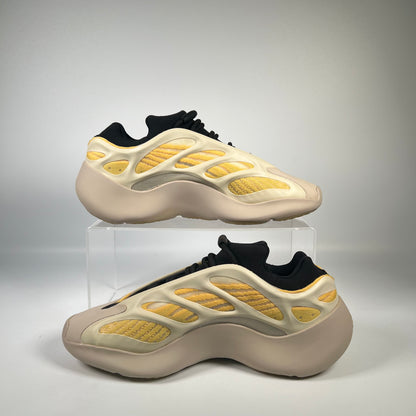 Yeezy 700 V3 Azael (2019) Size 8 USED s19536