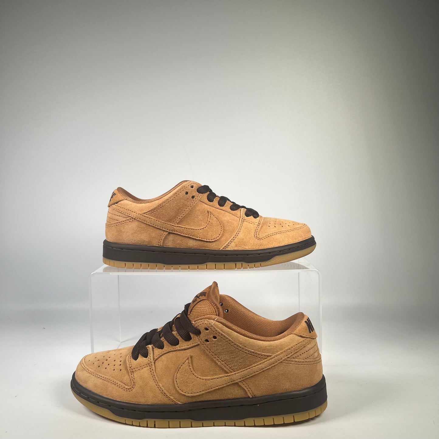 Nike SB Dunk Low Wheat Size 4.5 NEW s16013