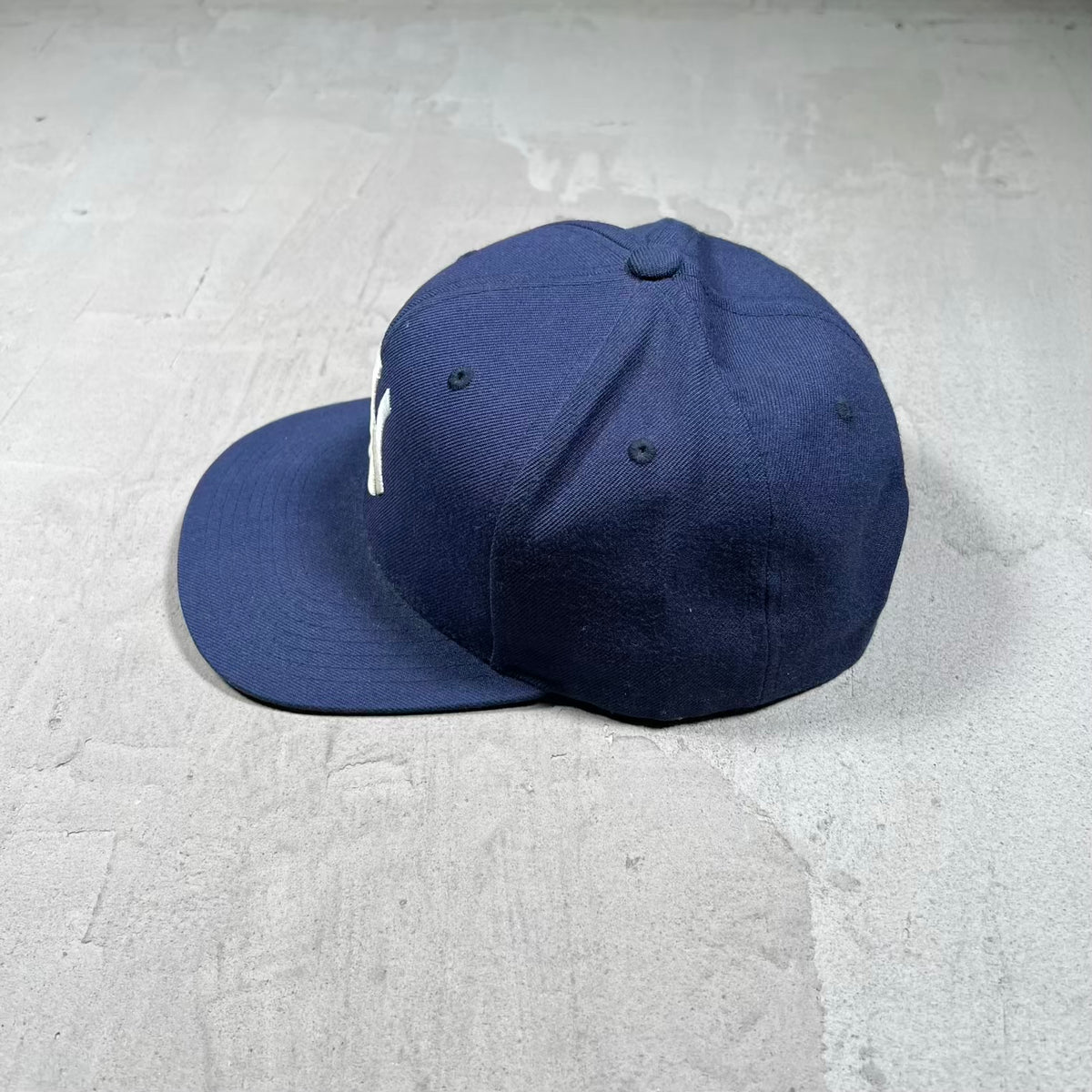 HMDD Yankee Navy Blue Snap Back Hat USED x18400