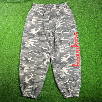 GV Gallery Raspberry Hills Camo Sweatpants w/ Red Lettering Size Medium USED x15940