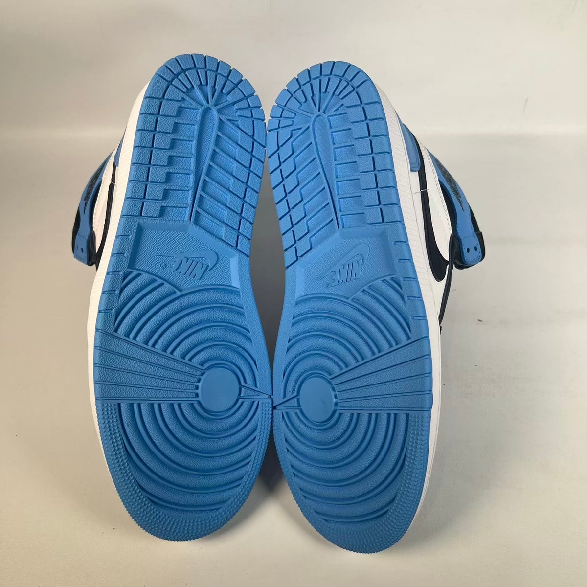 Jordan 1 High UNC Toe (2023) Size 9.5 NEW s23368