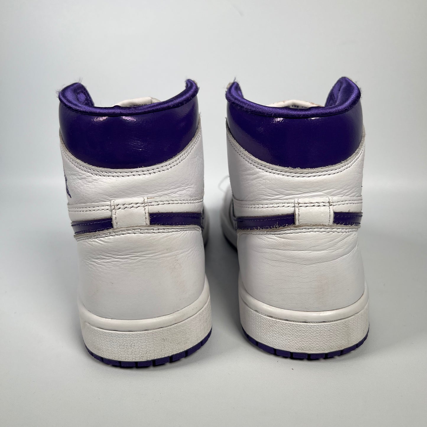 Jordan 1 High Court (2021) Size 7m / 8.5w USED s17801