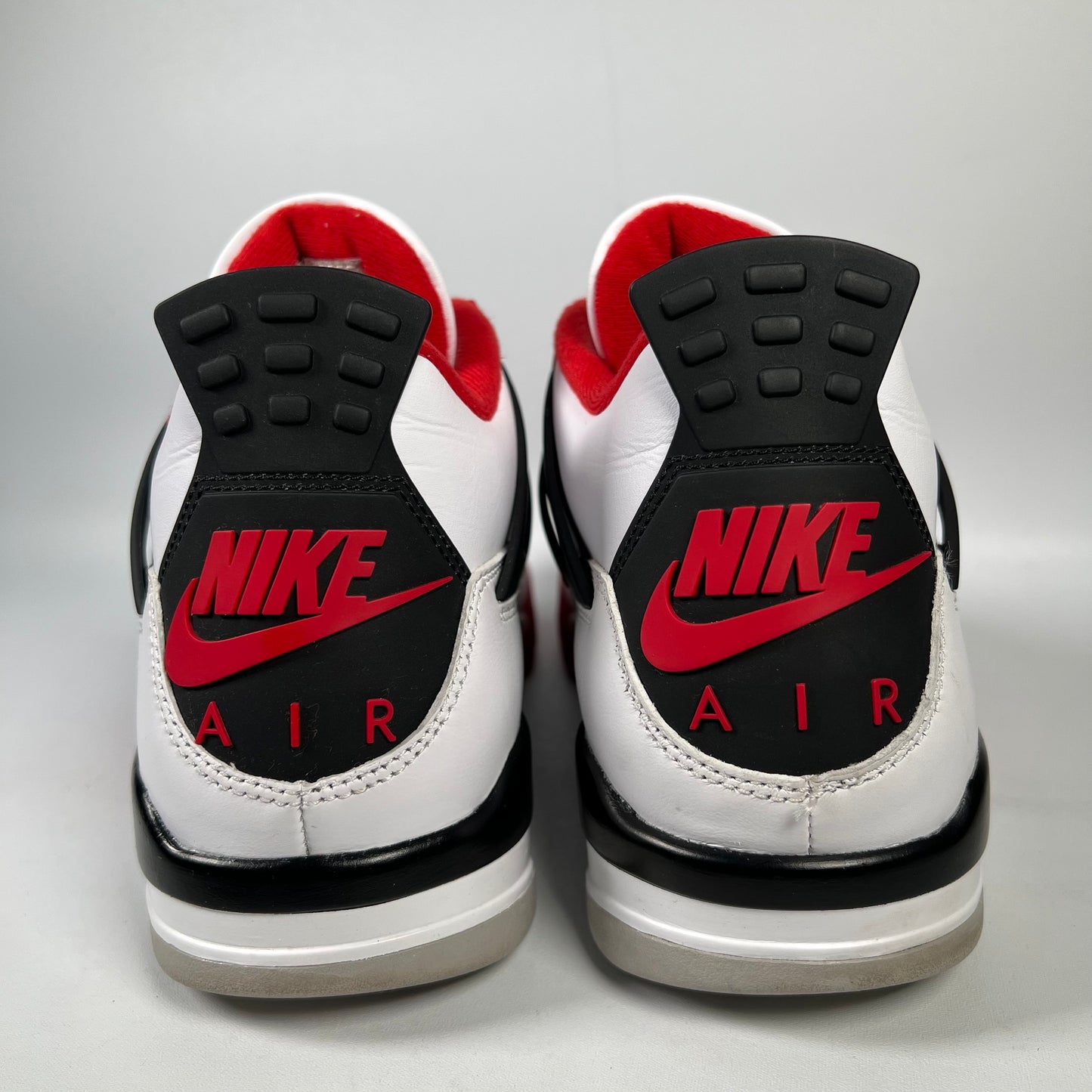 Jordan 4 Fire Red (2020) Size 11.5 USED S19709