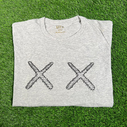 Kaws Uniqlo Double X Grey Tee Size Large USED x15683