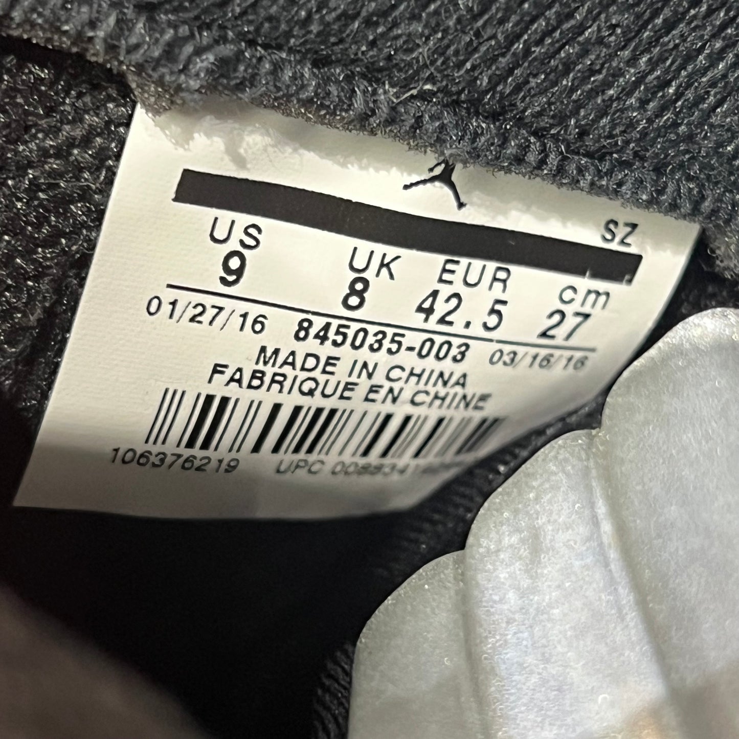 Jordan 5 Black Metallic (2016) Size 9 USED s19665