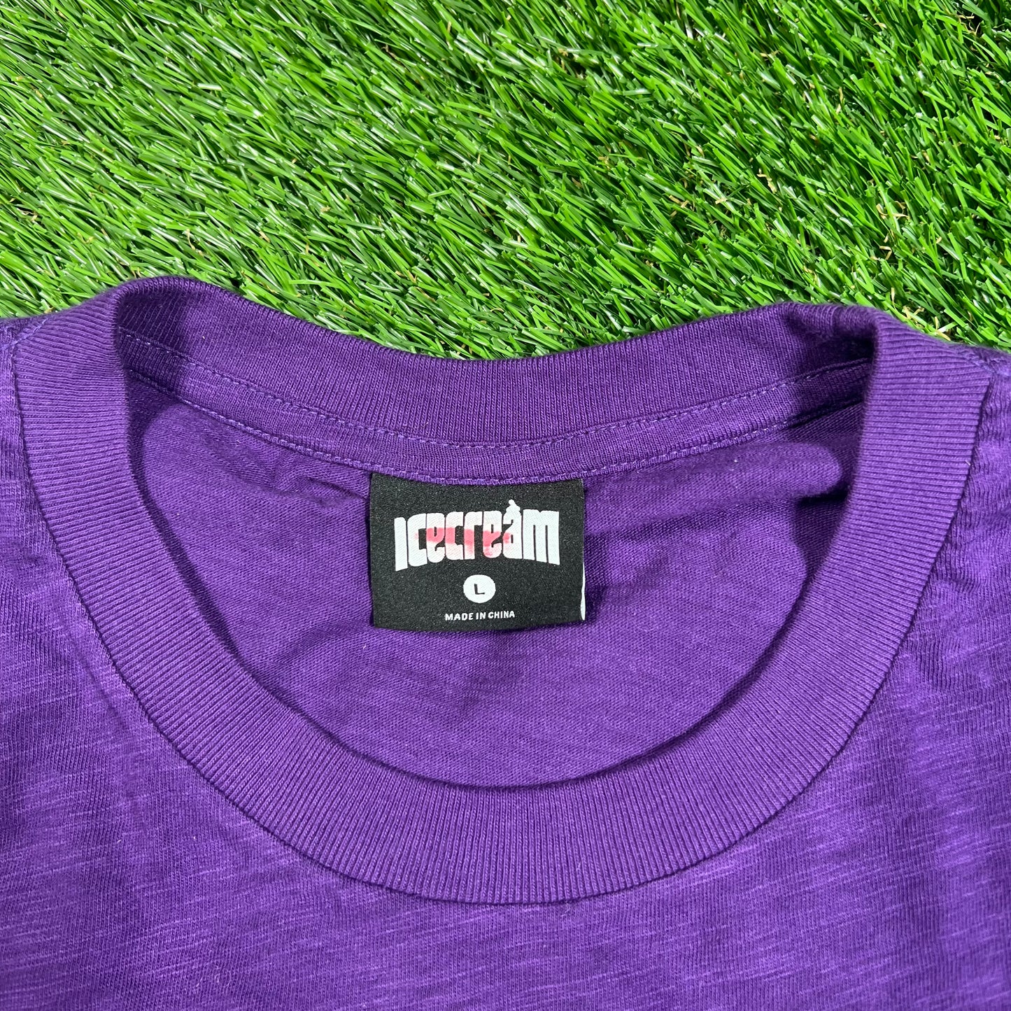 IceCream Purple Champion Ring Tee Size Large USED x16003
