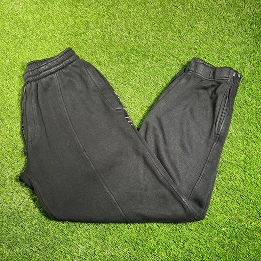Y2K Southpole Embroidered Black Sweatpants Size Large USED v18163