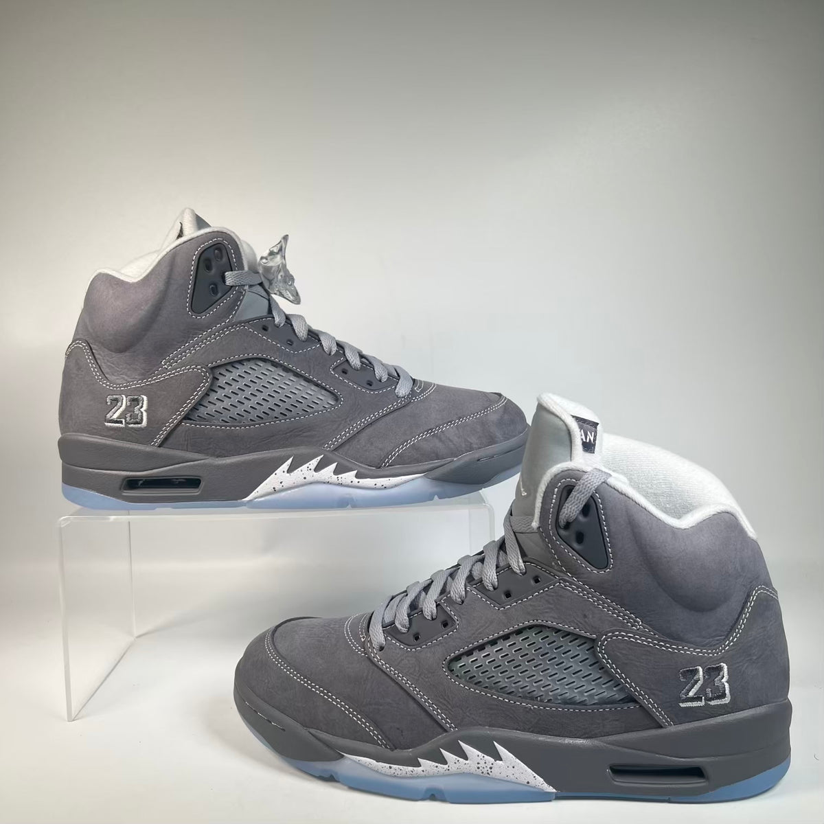 Jordan 5 Wolf Grey (2025) Size 10 NEW s23364