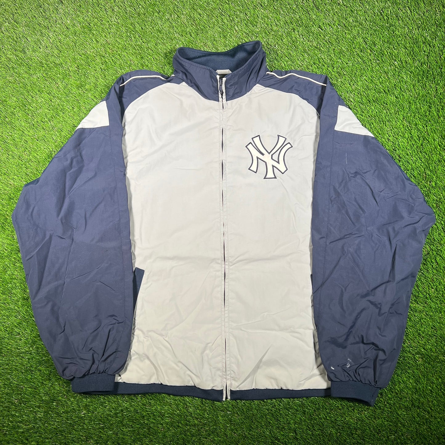 New York Yankees Majestic Team Jacket Size XL USED v17483
