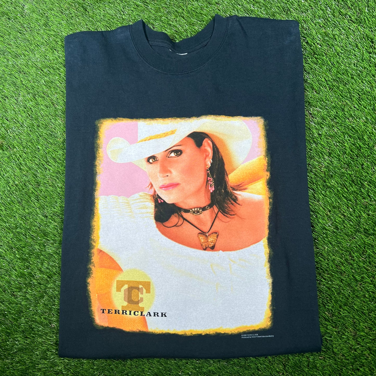 2002 Terri Clark Navy Portrait Tee Size Large USED v17274