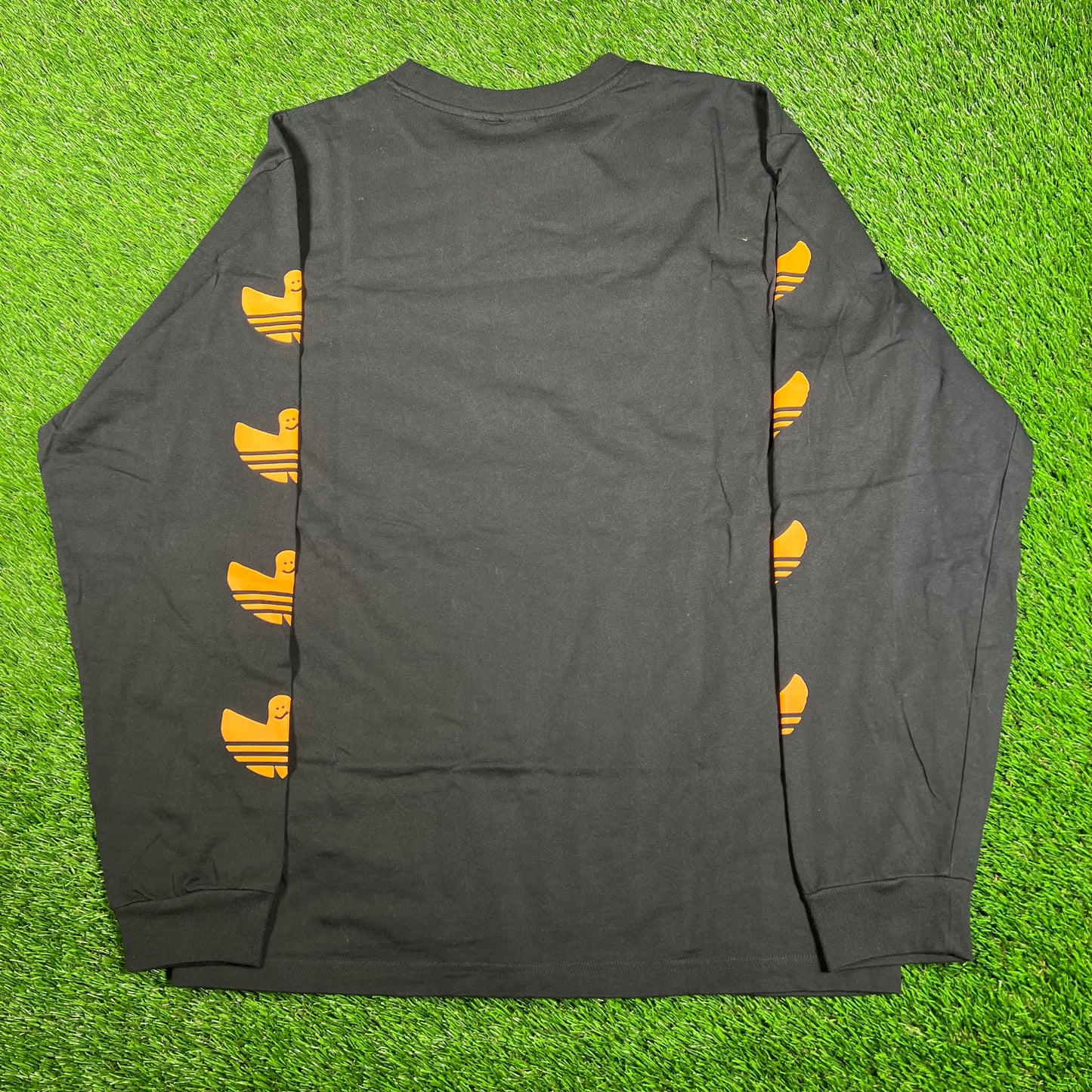 Adidas Black "Orange Ghost" Longsleeve Size Medium USED v17849