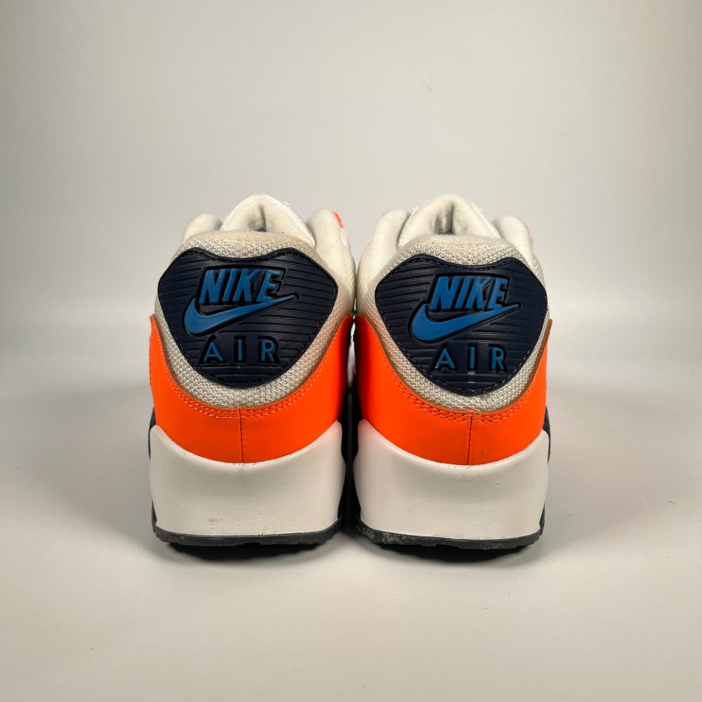 Nike Air Max 90 White Photo Blue Total Orange (2019) Size 10 USED s18084