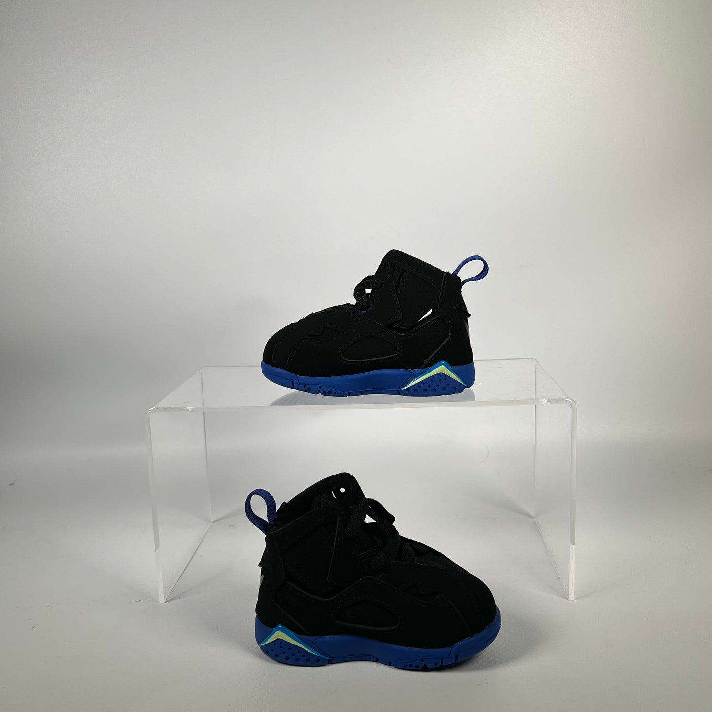 Jordan True Flight Black Hyper Royal Photo (2024) Size 4c NEW s18788