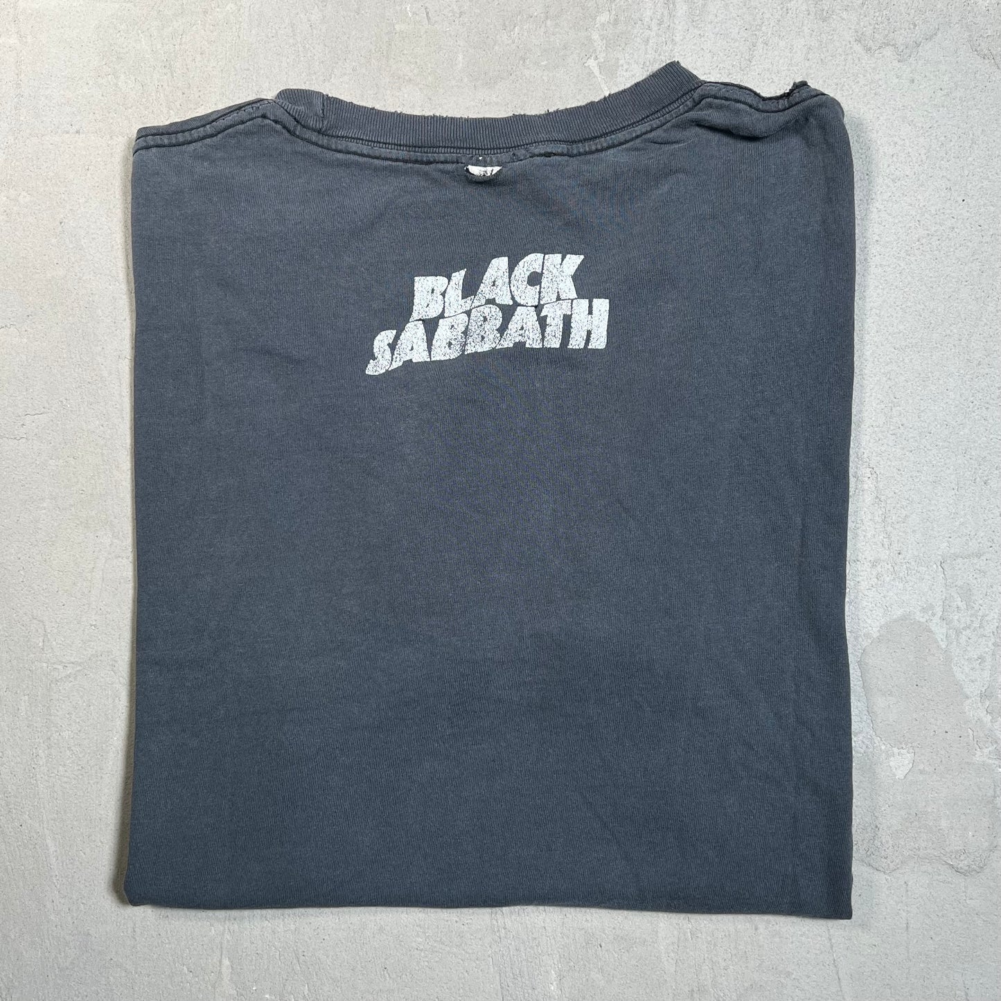 Y2K Black Sabbath "Paradiso" Portrait Tee (Cropped) Size Large USED v19648