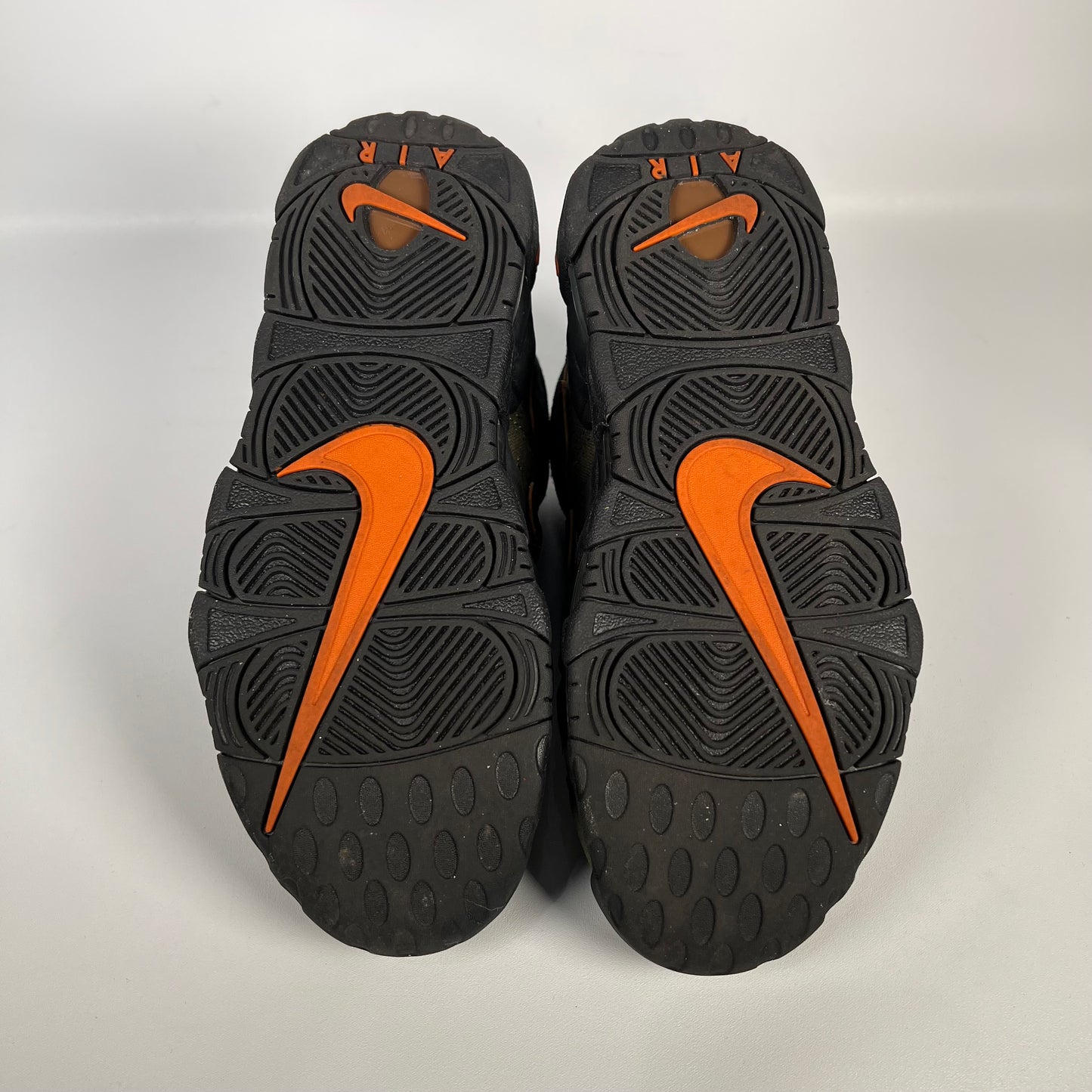 Nike Air More Uptempo 96 Cargo Khaki Alpha Orange (2022) Size 5 USED s17840