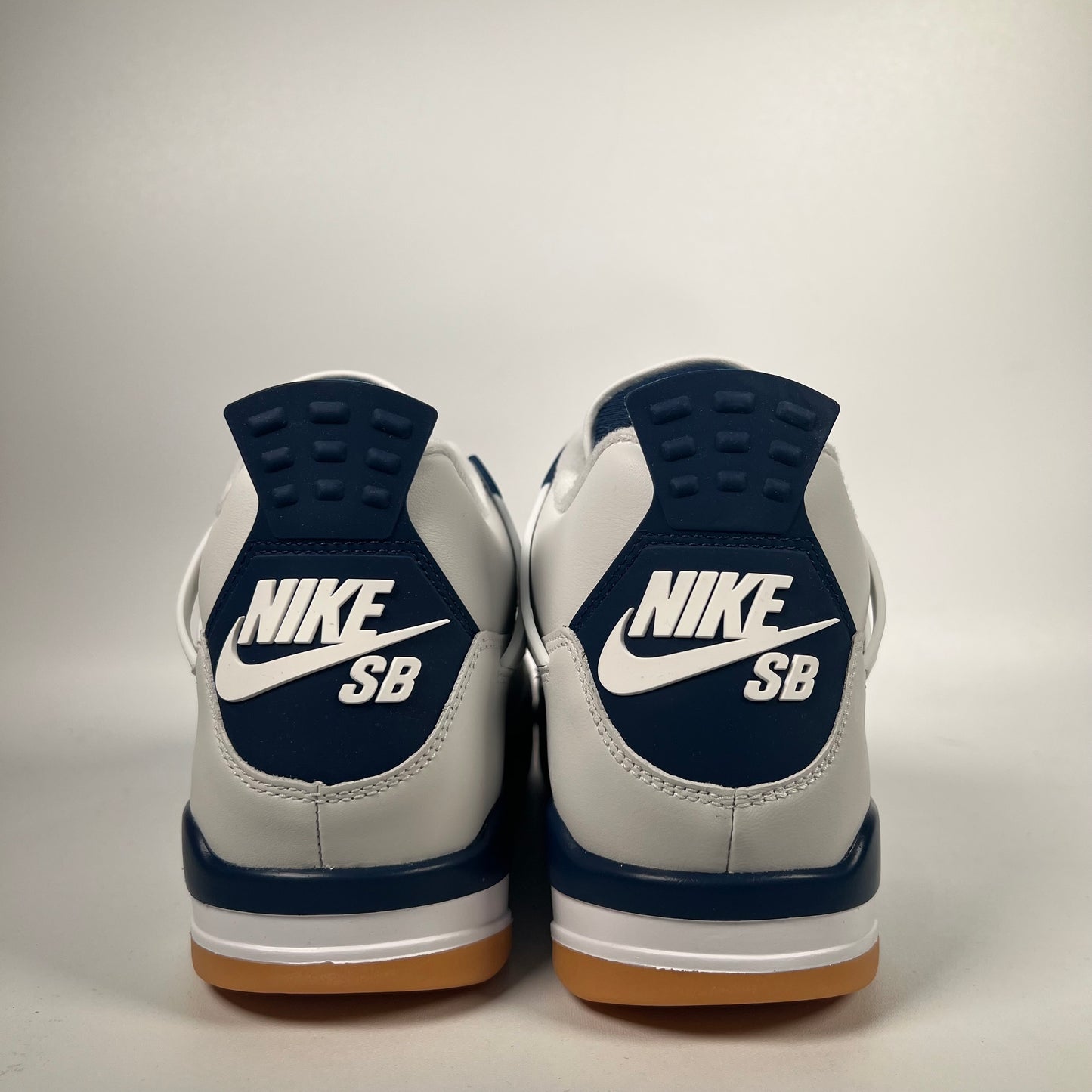 Jordan 4 SB Navy (2025) Size 9.5 NEW s18551