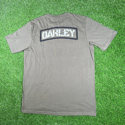 Oakley Military Green Tee Size Medium USED v17151