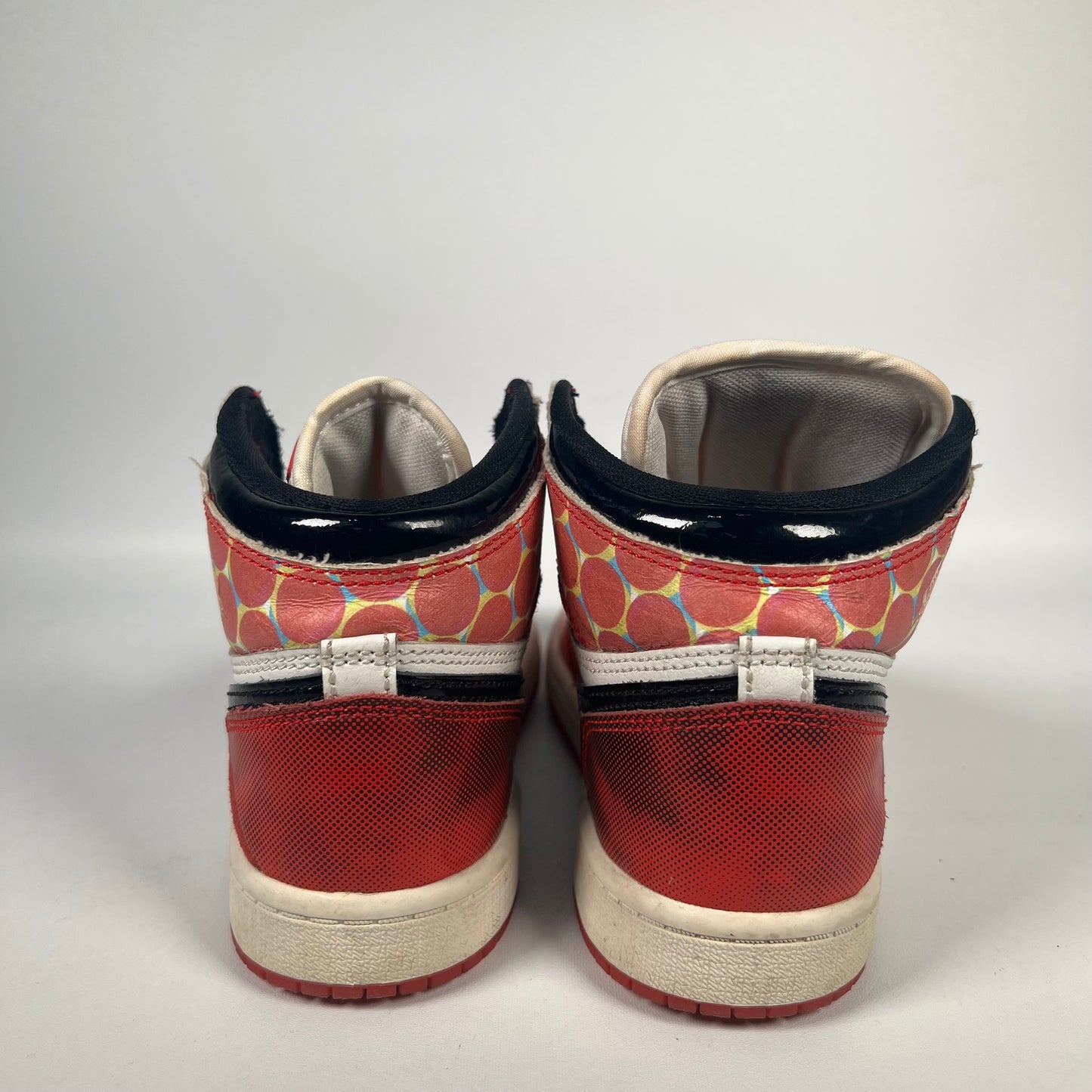 Jordan 1 High Spider-Man Across the Spider Verse (2023) Size 2Y USED s19351