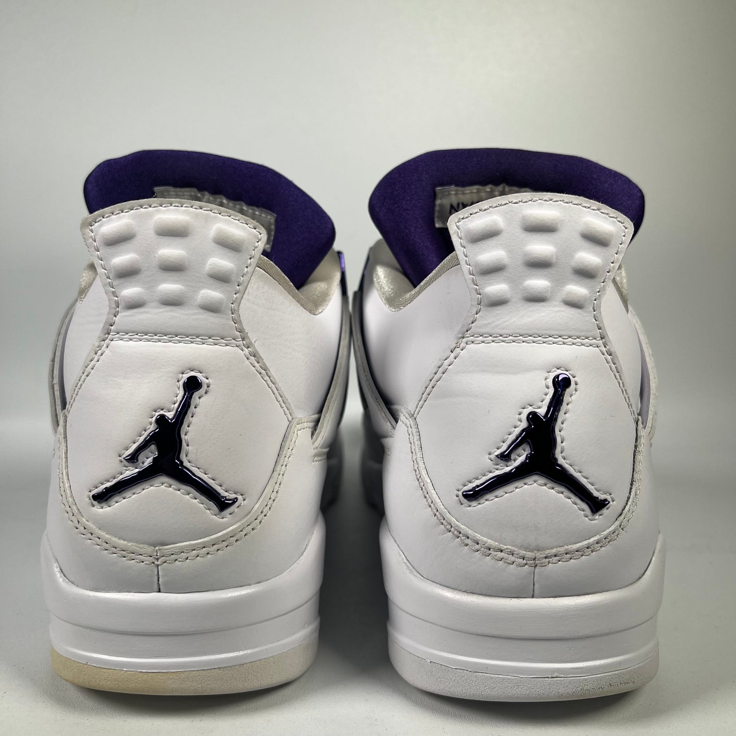 Jordan 4 Metallic Purple 2020 Size 12 USED s11305