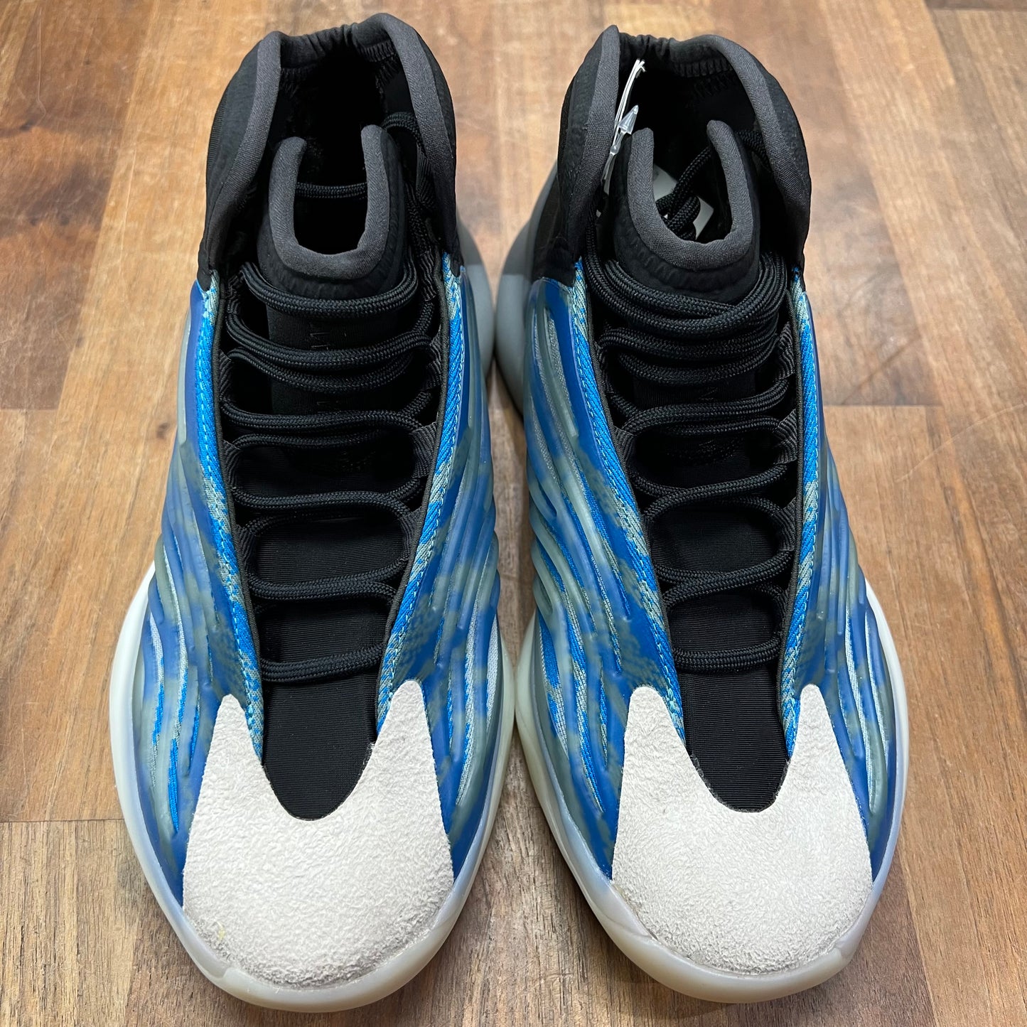 Yeezy Qntm Frozen Blue Size 7.5 NEW s16829