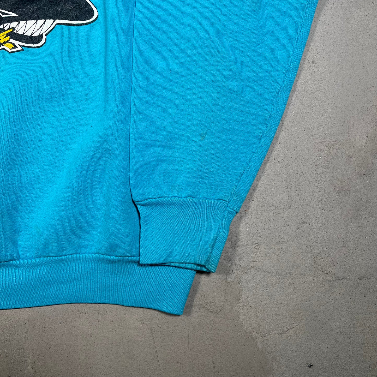 1990s San Jose Sharks Blue Crewneck Size Large USED v19124