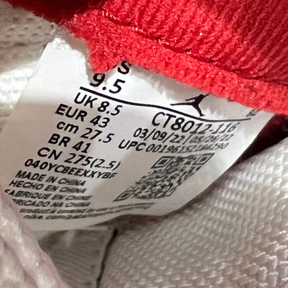 Jordan 11 Cherry (2022) Size 9.5 USED s21806
