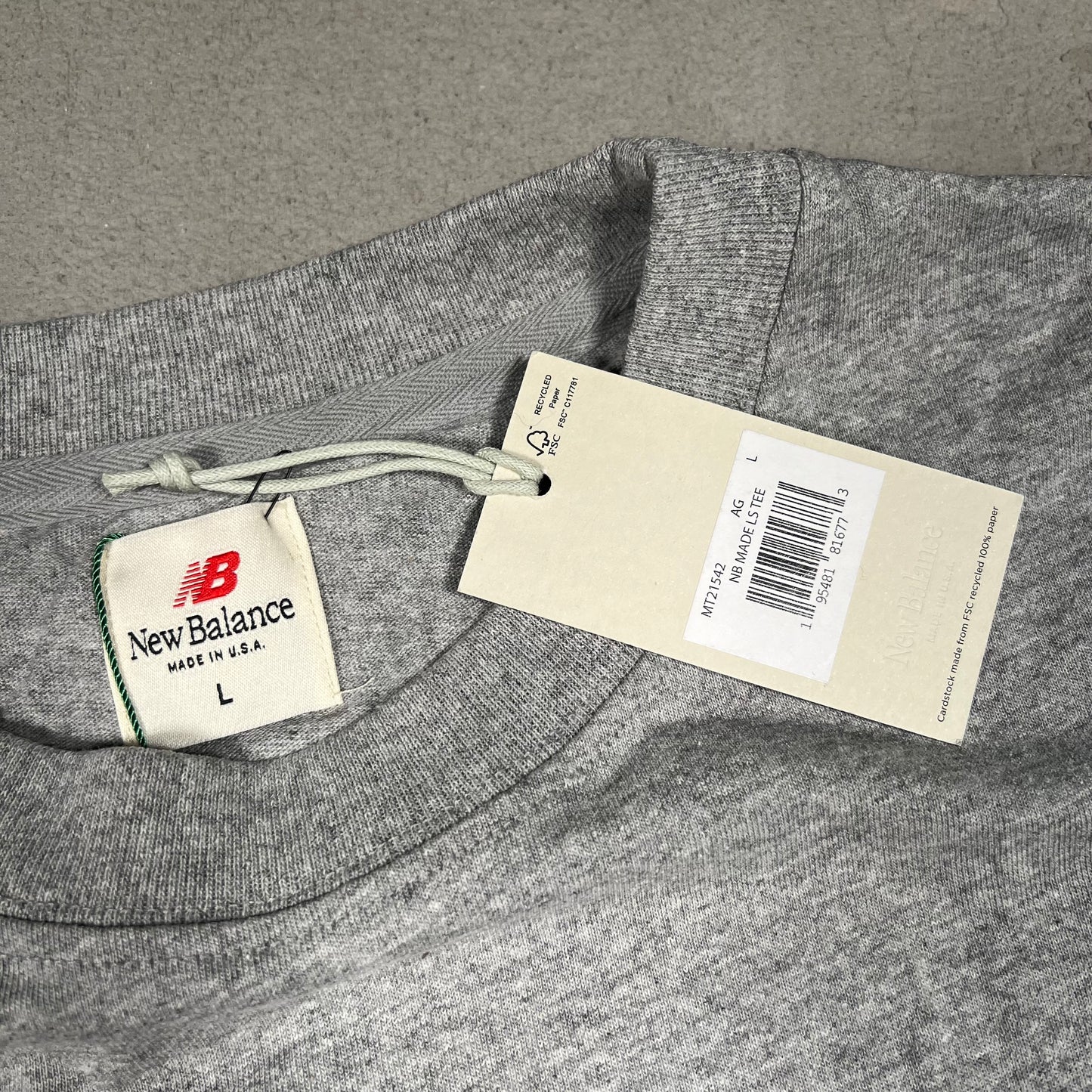 New Balance Athletic Grey Longsleeve Size Large NEW x17412