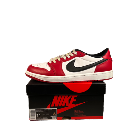 Jordan 1 Low Chicago (2025) Size 11 USED s22204