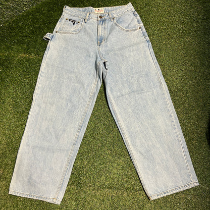 Stingwater Ready-to-Groe Blue Jeans Size Medium USED x14159