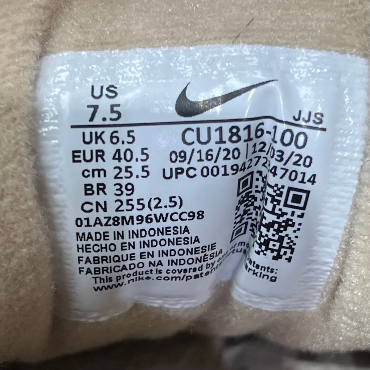 Nike Air Max 90 Bacon (2021) Size 7.5 USED s23754