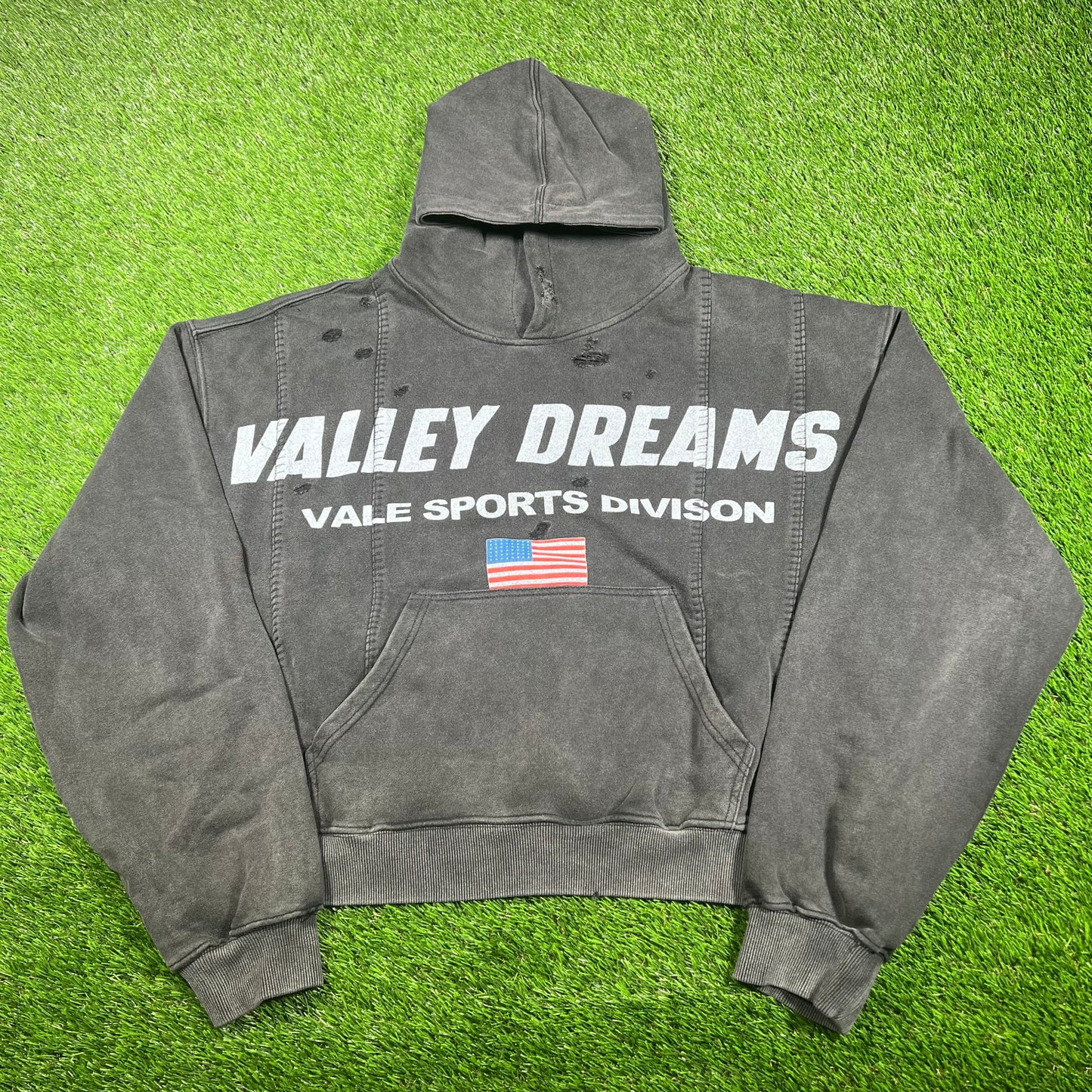 Vale Sports Division "Valley Dreams" Washed Black Distressed Hoodie Size XL USED x14849