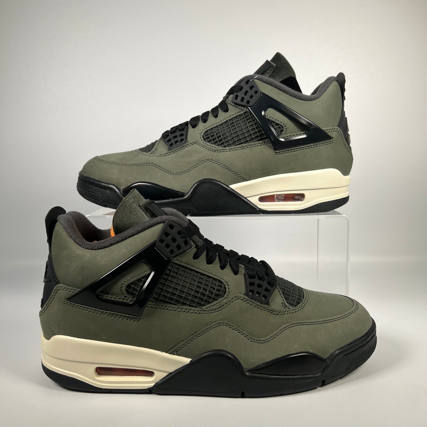 Jordan 4 Undefeated (2025) Size 8.5 NEW s18108