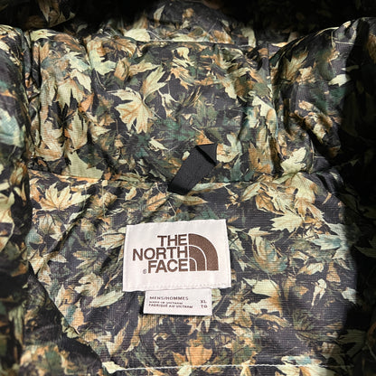 North Face 600 Series Heavy Leaves Camo Puffy Jacket Size XL USED v16547