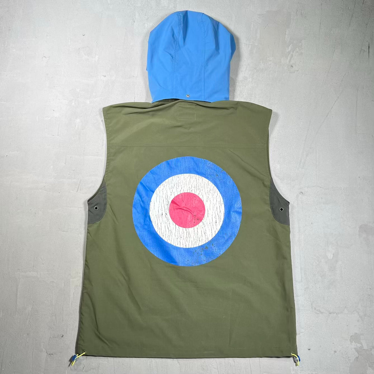 74 Is War Hooded Olive Green Target Vest Size Large USED x18394