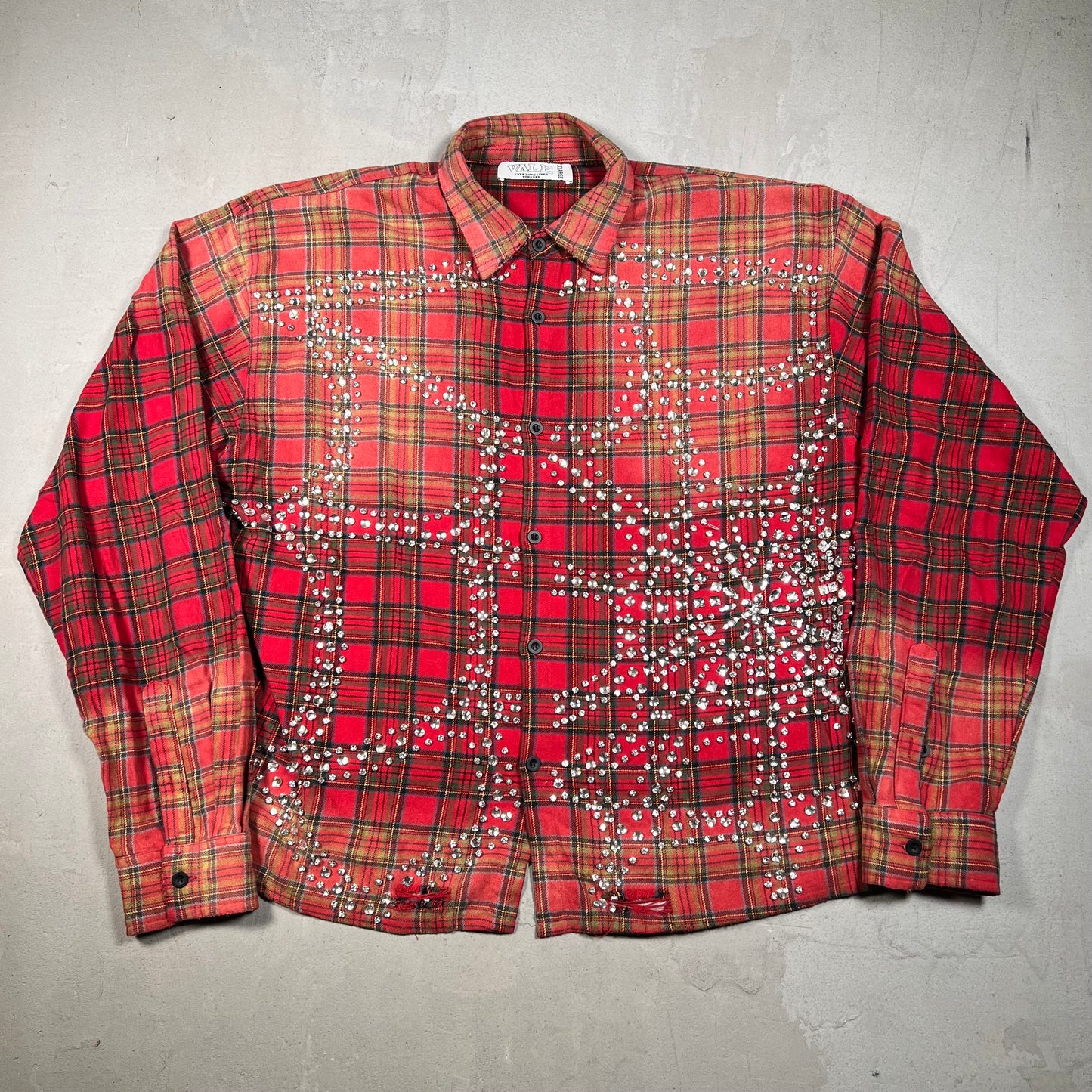 Vale Rhinestone Red/Green Plaid Longsleeve Button Up Size XL USED x17430