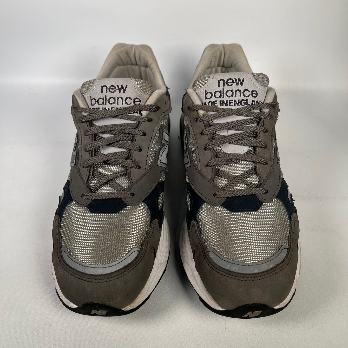 New Balance 920 Grey Black (2022) Size 12 USED s20419