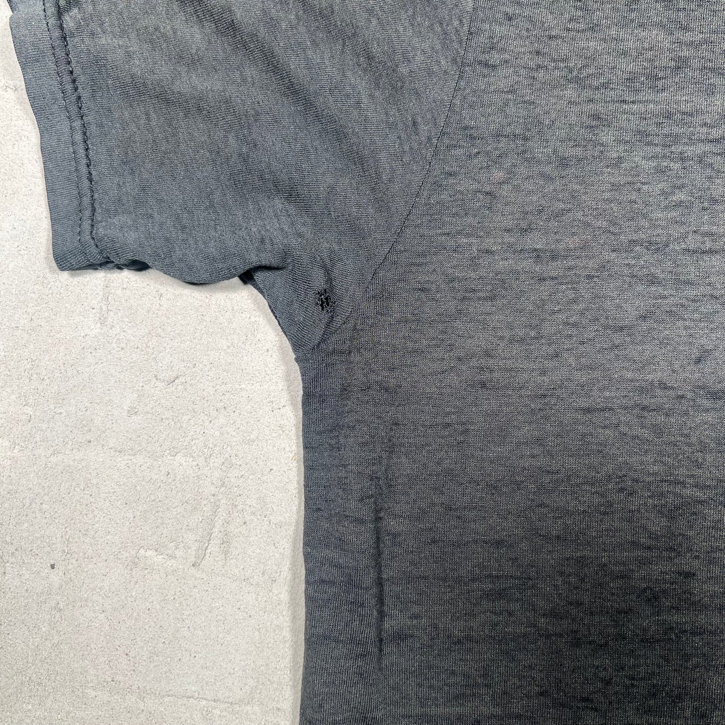 1990s Fruit of the Lom Black Pocket Tee Size Large USED v19174