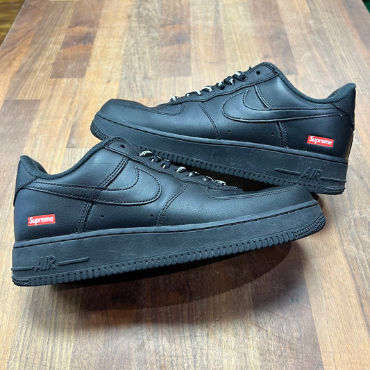 Nike Air Force 1 Supreme Black Size 8.5 USED S17195