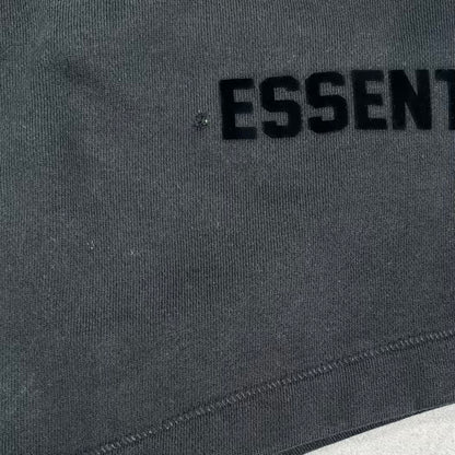 Essentials Fear Of God Black Shorts Size Medium USED x18796